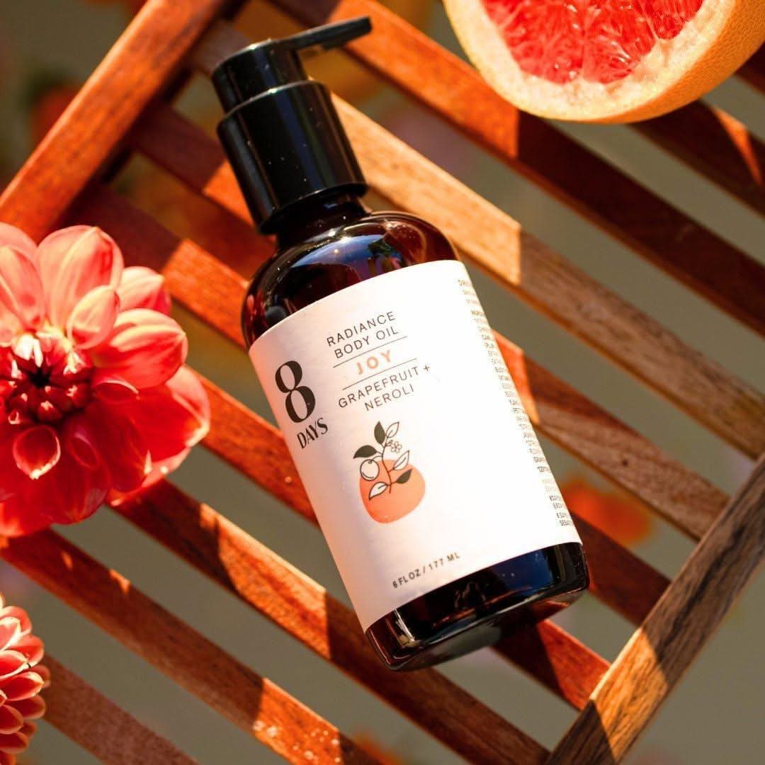 8 Days Radiance Body Oil 180ml - Glam Global UK8 Days