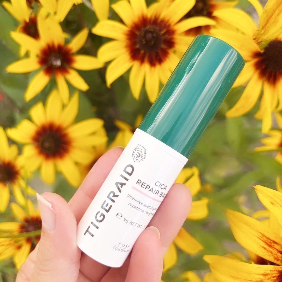 Kosé Tigeraid Cica Repair Stick Balm – 9g | Alivio específico para piel seca y áspera con Centella y Cúrcuma