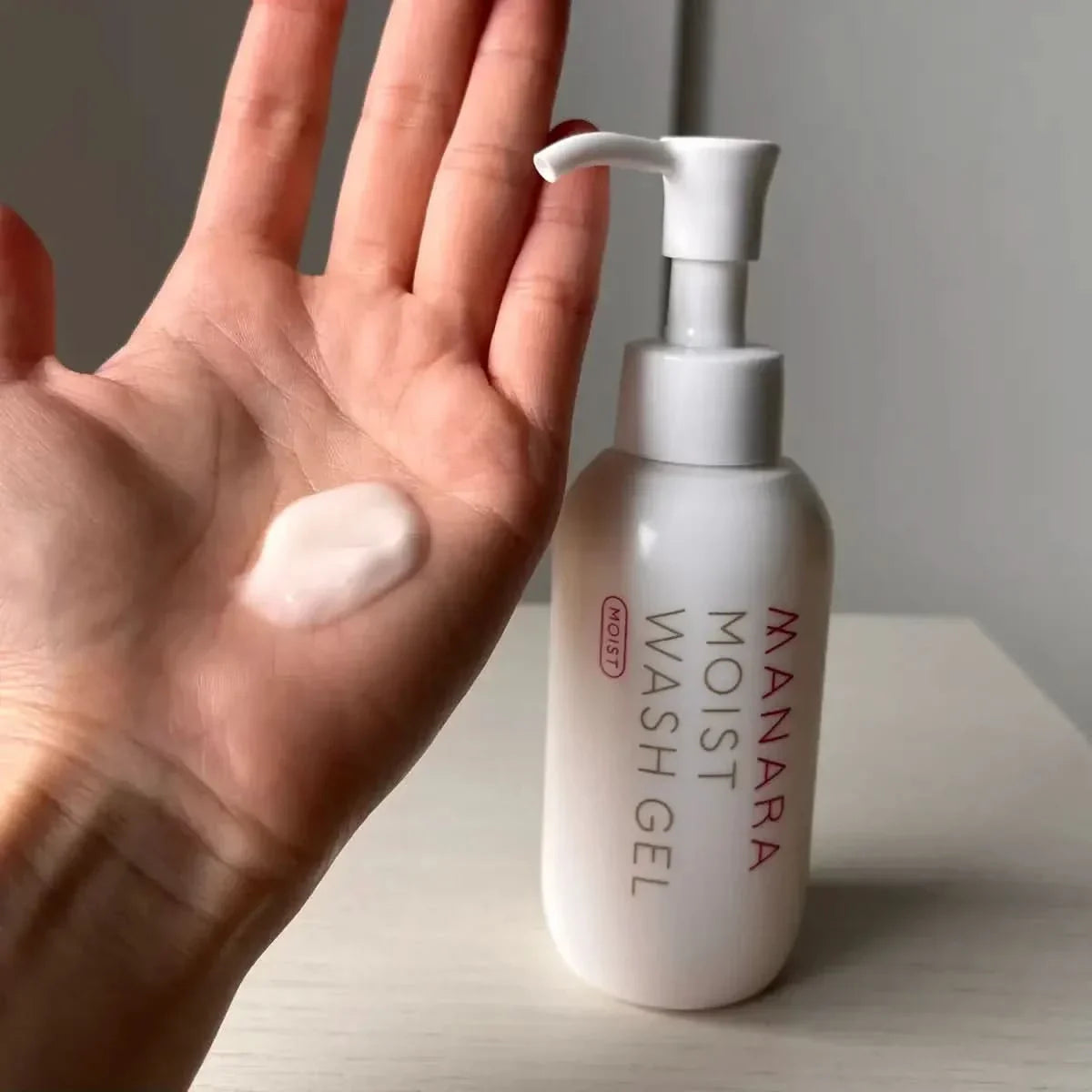 Manara Limpiador en gel húmedo – 120ml | Limpiador matutino hidratante y nutritivo