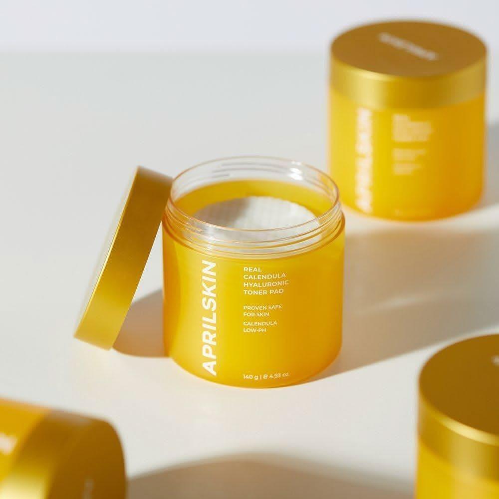 APRILSKIN Calendula PHA Hyaluronic Toner Pads 140g - Glam Global UKAPRILSKIN