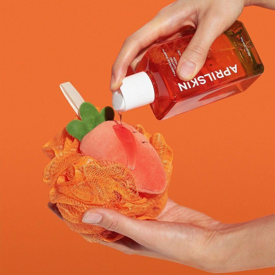 APRILSKIN Carrotene IPMP Exfoliating Body Wash 300ml - Glam Global UKAPRILSKIN