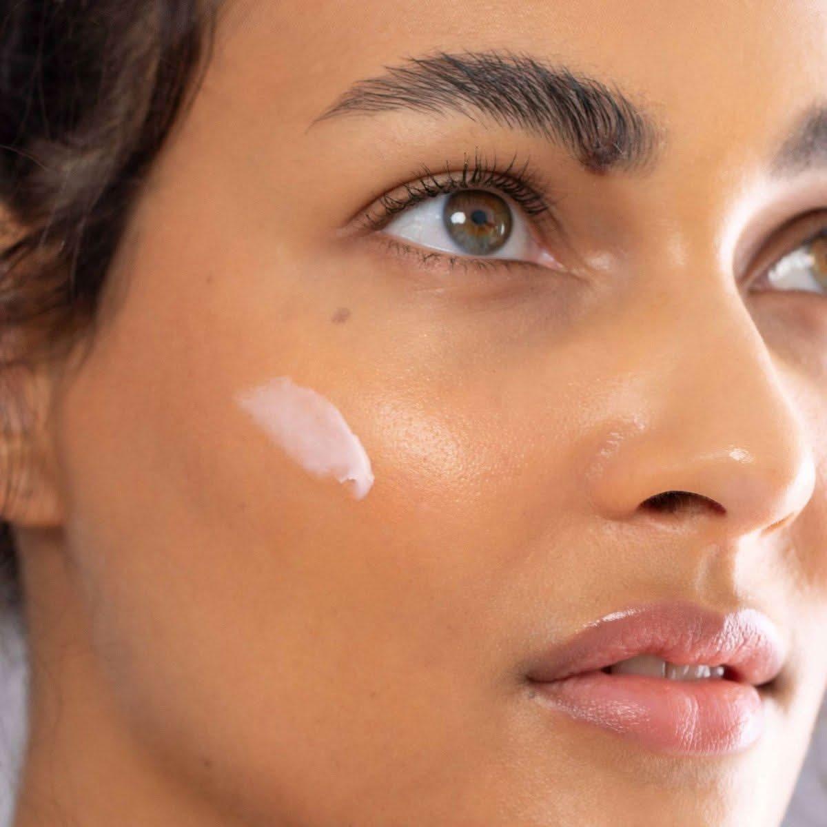 Crème de la Nuit - Glam Global UKOdacité