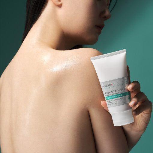 ILLIYOON Cica Acne Clear Peeling Scrub 200g - Glam Global UKILLIYOON