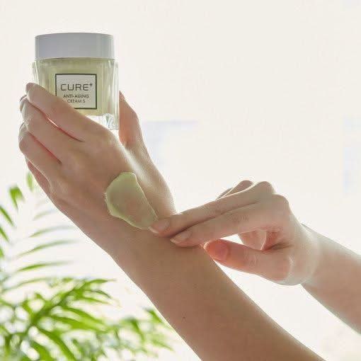 KIM JEONG MOON Cure Anti - Aging Cream S - 50g | Elasticity & Long - Lasting Hydration - Glam Global UKKIM JEONG MOON Aloe