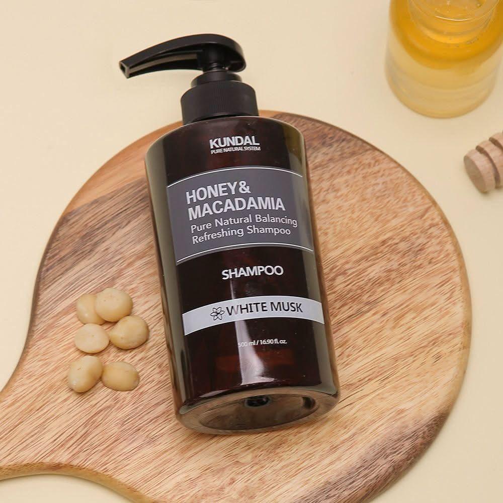 KUNDAL HONEY&MACADAMIA Pure Natural Balancing Refreshing Shampoo 500ml #WHITE MUSK - Glam Global UKKUNDAL