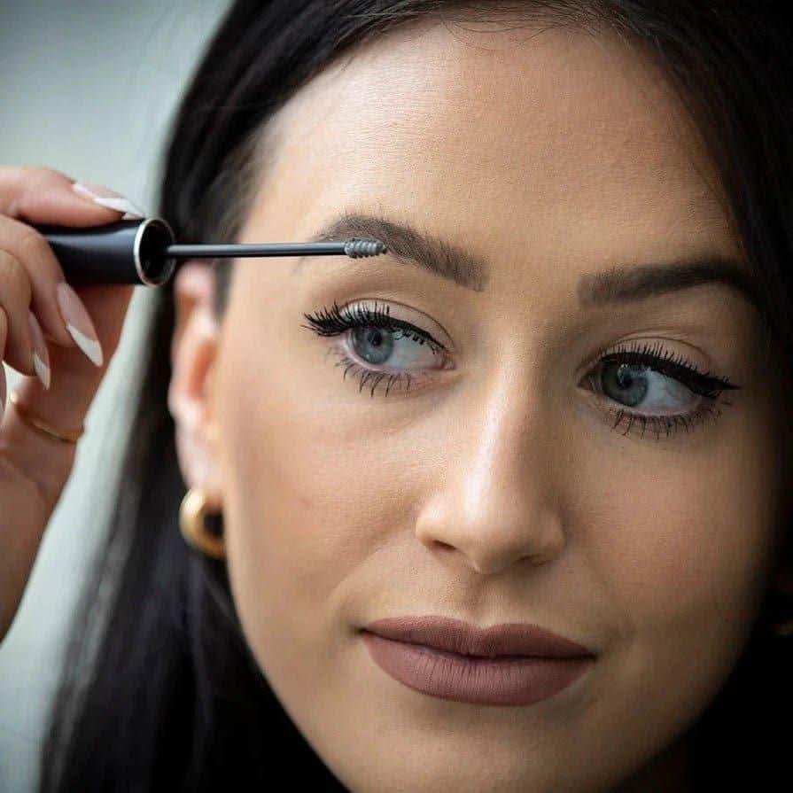 Plume Nourish & Set Brow Gel - Glam Global UKPlume