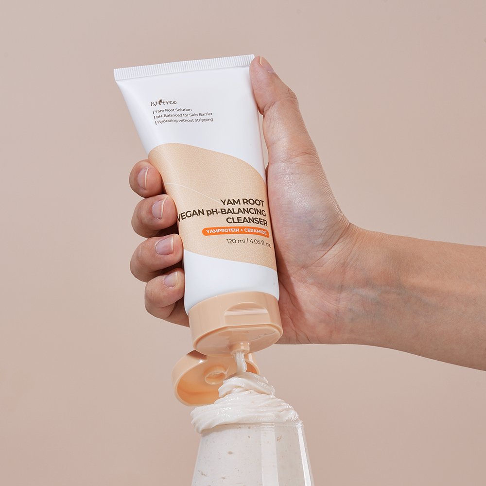 Isntree Yam Root pH-Balancing Cleanser, 120ml – product view 3