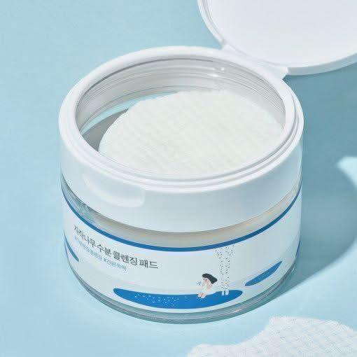 Round Lab Birch Juice Cleansing Pad - 60 Pads | Gentle & Hydrating Makeup Remover - Glam Global UKRound Lab