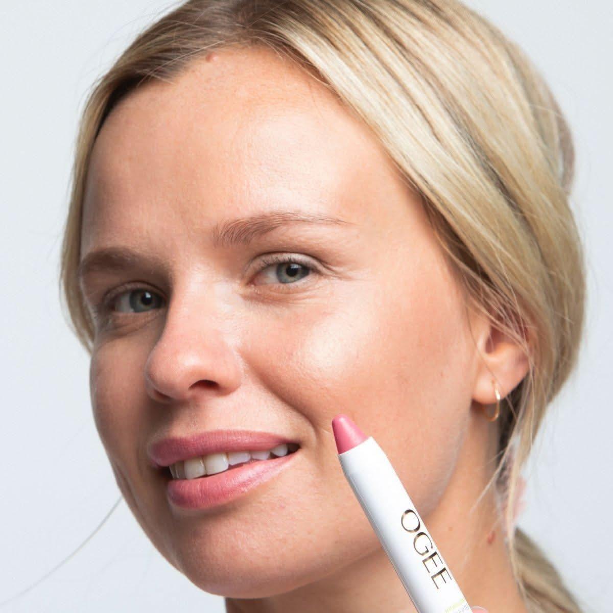 Tinted Sculpted Lip Oil - Glam Global UK