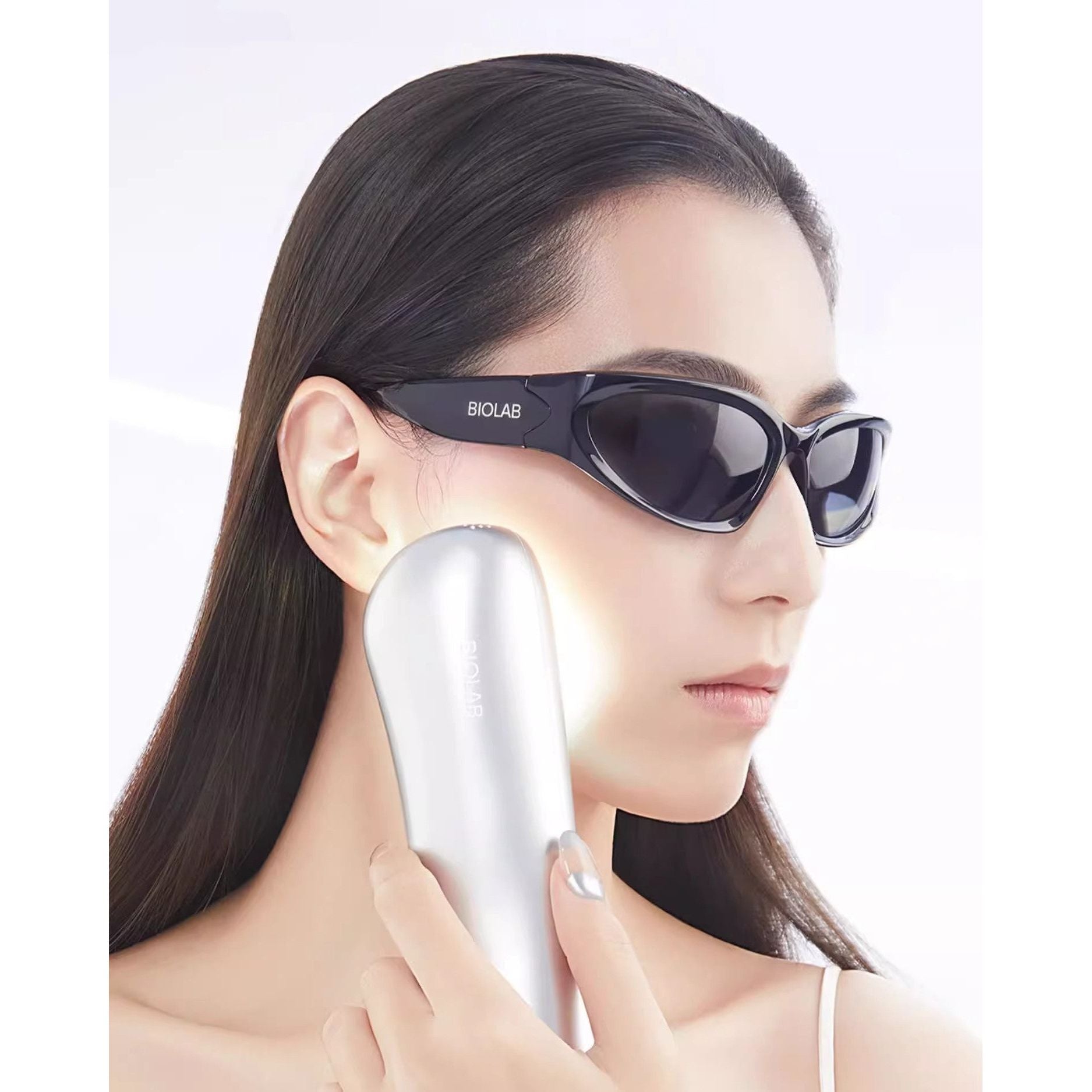 BIOLAB Whitening & Lightening Beauty Device – 3-Complex Light Wave | Collagen Boosting | Spot Reduction | Skin Brightening
