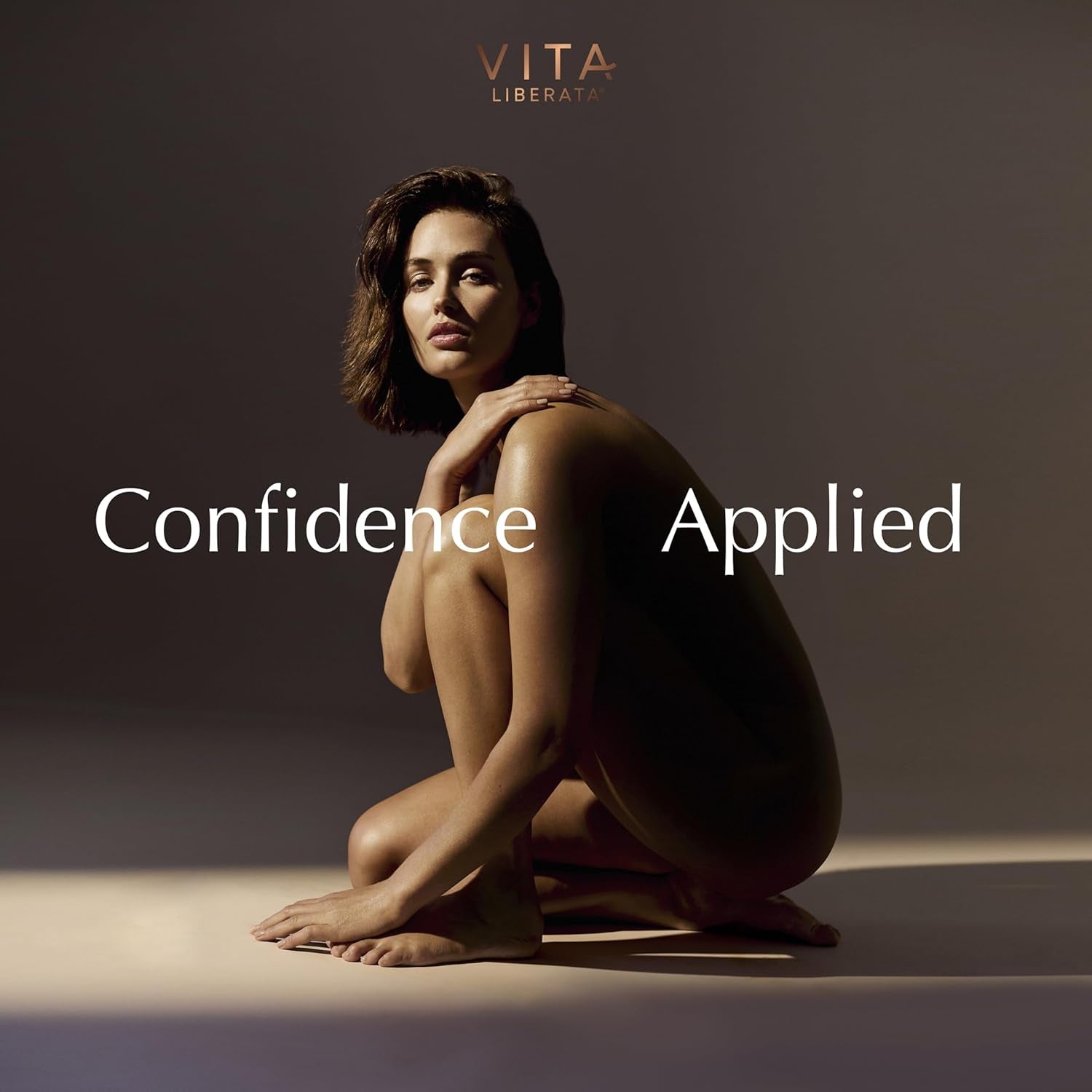 Vita Liberata Clear Self Tanner Mousse - Medium, Lightweight & Fast Drying Formula, Untinted for Minimal Transfer, Lasting Tan, Formulated with Organic Aloe Vera & Hyaluronic Acid, 6.76 Fl Oz