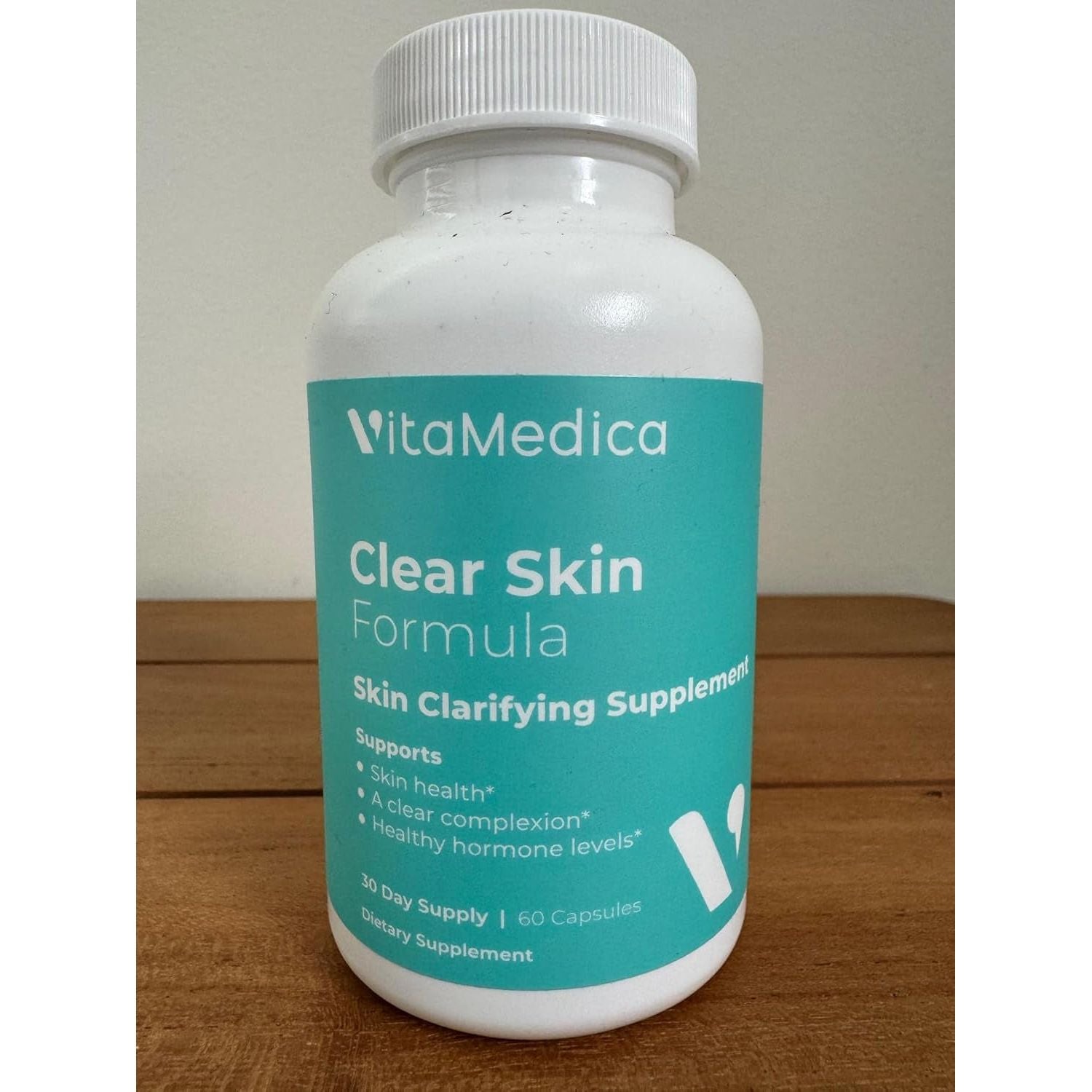 VitaMedica Clear Skin Formula – 60 Capsules | Vegan Supplement for Breakout-Prone Skin