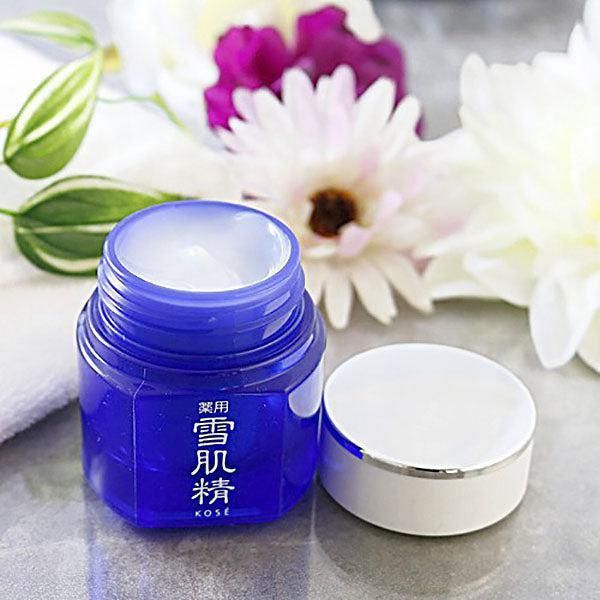 Kosé Sekkisei Crema Facial Hidratante Antimanchas – 40g | Crema Herbal Iluminadora para Imperfecciones, Manchas y Piel Radiante