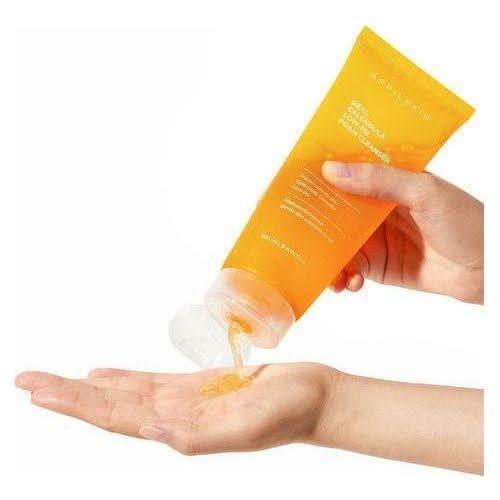 APRILSKIN Calendula Low pH Foam Cleanser 200ml - Glam Global UKAPRILSKIN