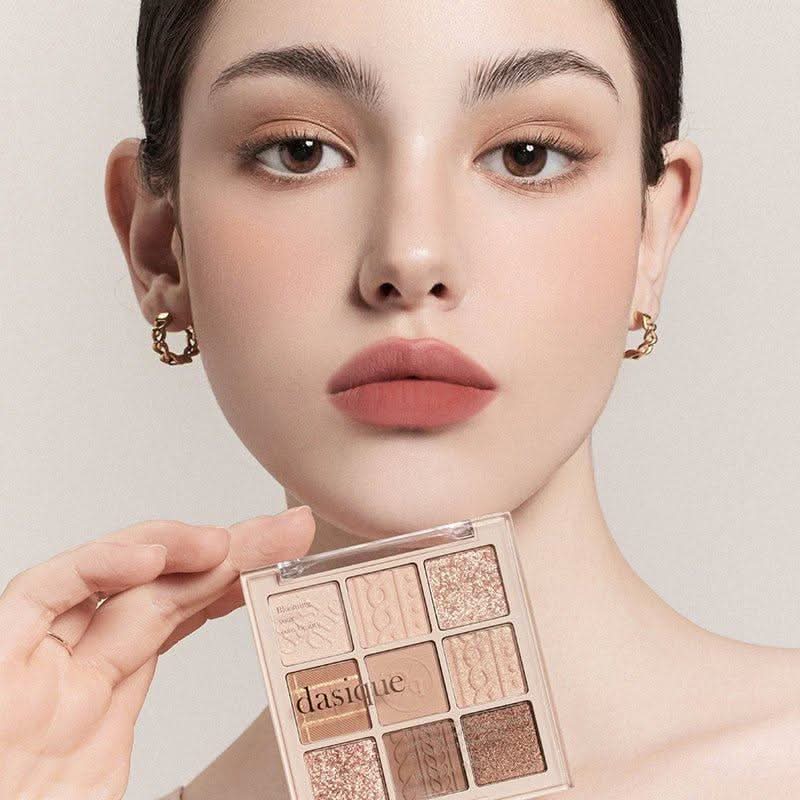 dasique Eyeshadow Palette - 15 Beige Knit - Glam Global UKdasique