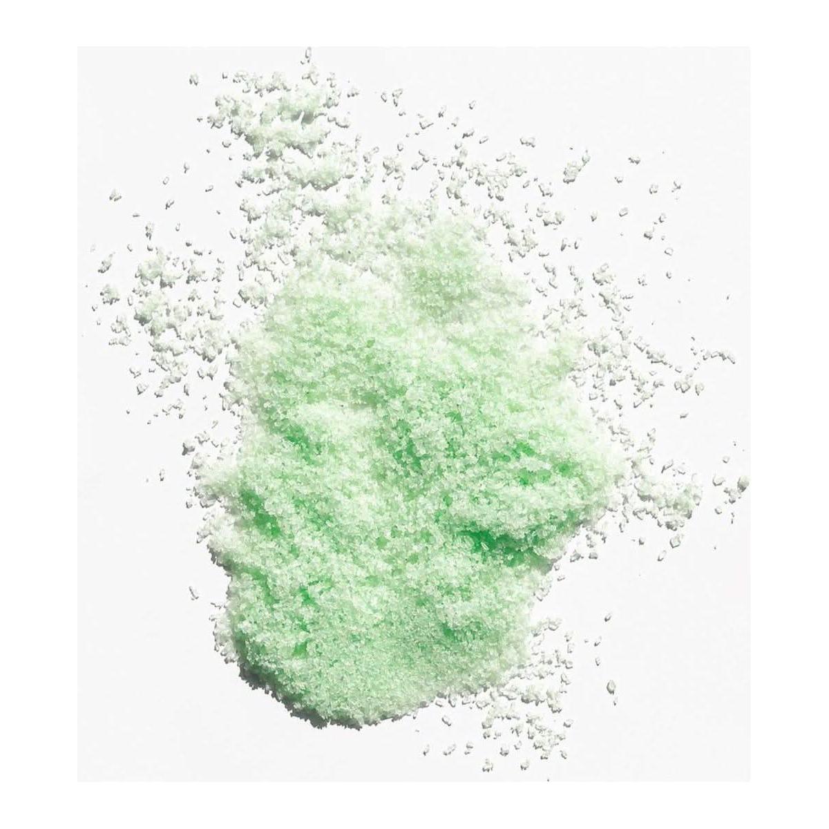 Energy Awakening Evergreen Bath Soak - Glam Global UKOdacité