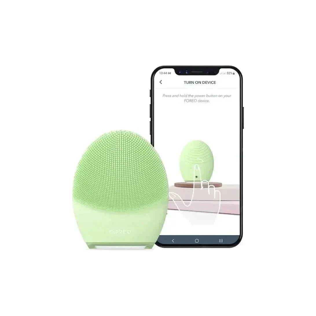 FOREO LUNA 4 Smart Facial Cleansing and Firming Massage Device - Combination Ski - Glam Global UKFOREO