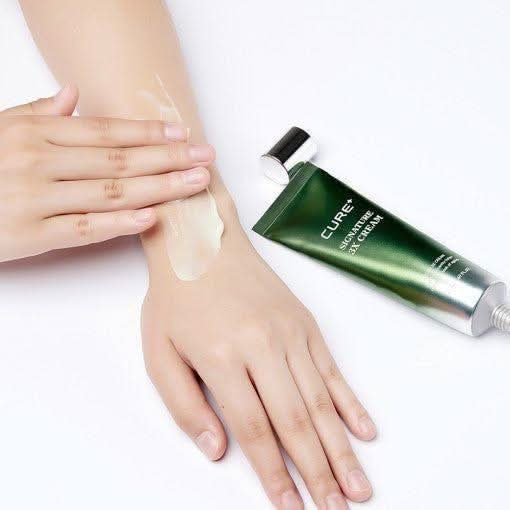KIM JEONG MOON Cure+ Signature 3X Cream - 50ml | Anti - Wrinkle & Skin Tone Corrector - Glam Global UKKIM JEONG MOON Aloe
