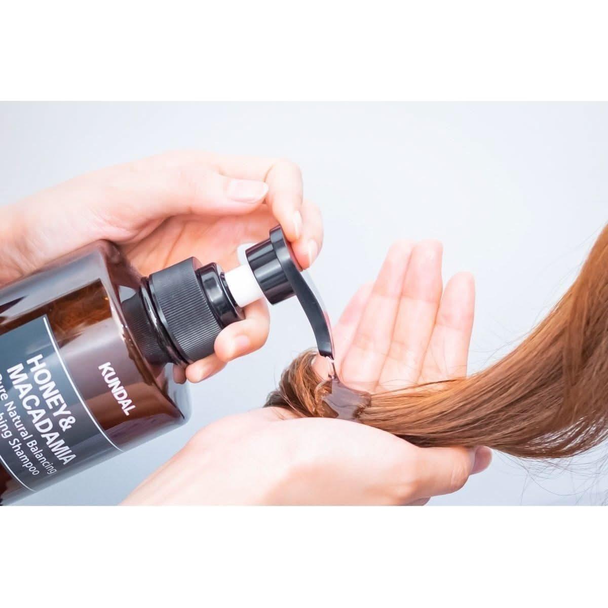 KUNDAL HONEY&MACADAMIA Pure Natural Balancing Refreshing Shampoo 500ml #PEAR & FREESIA - Glam Global UKKUNDAL