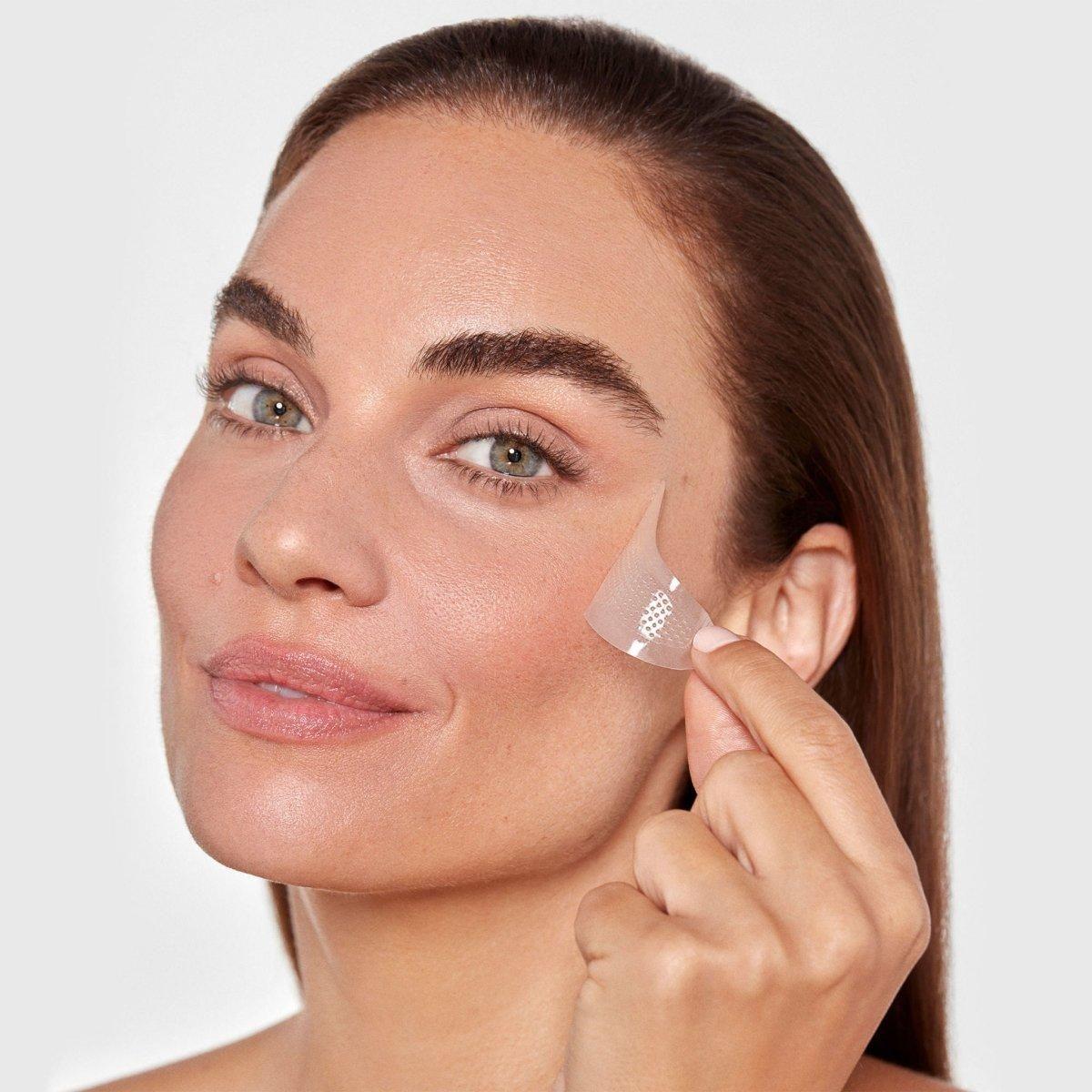 111SKIN Wrinkle Erasing Retinol Patches | Targeted Fine Line & Wrinkle Treatment (Pack of 3) - Glam Global UK111SKIN